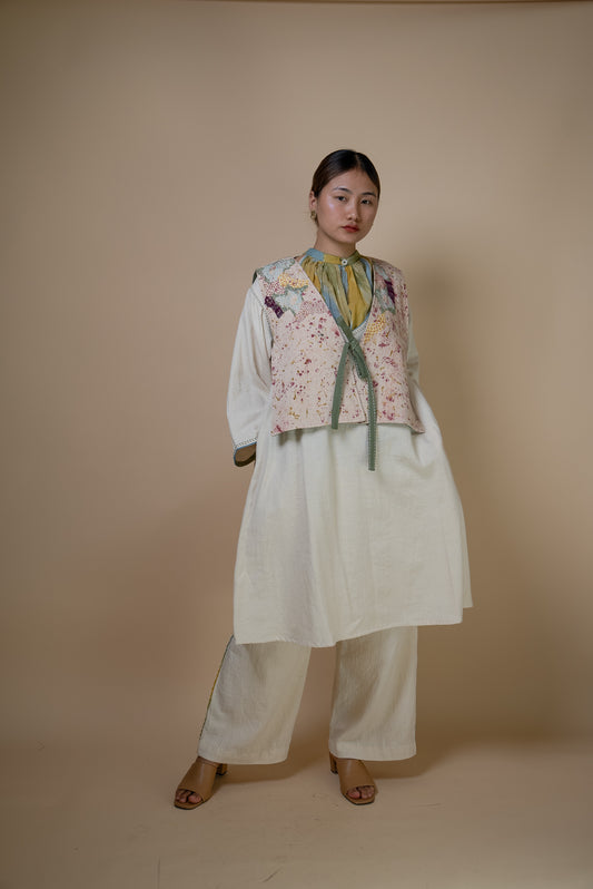 Meadows Unisex Reversible Bib