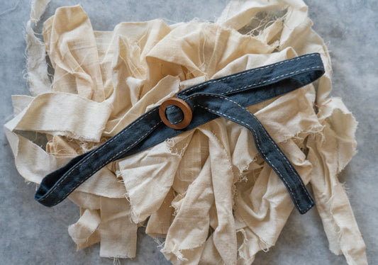 Narrow Belt with Wooden Buckle