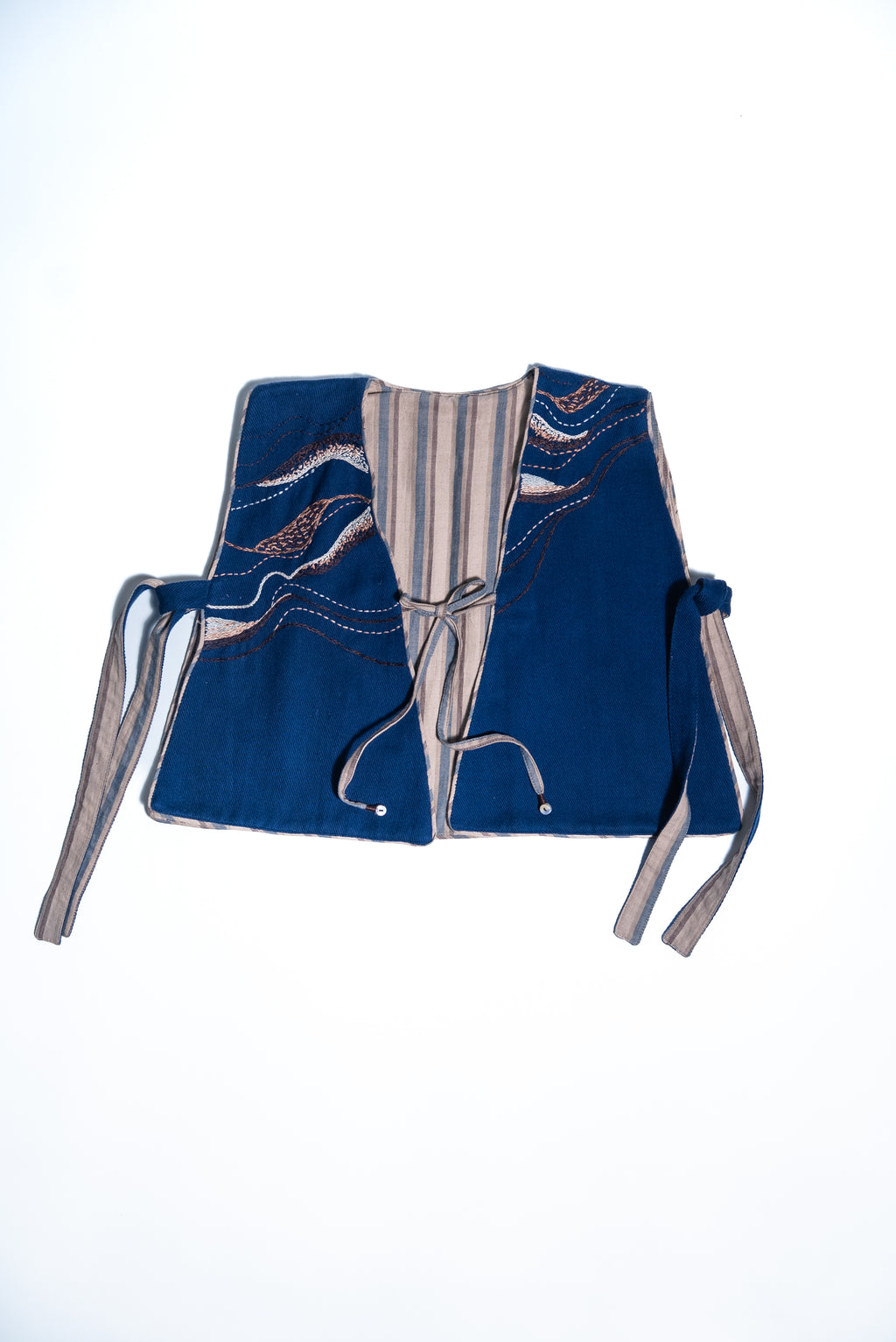 Unquiet Reversible Bib-Mineral Blue