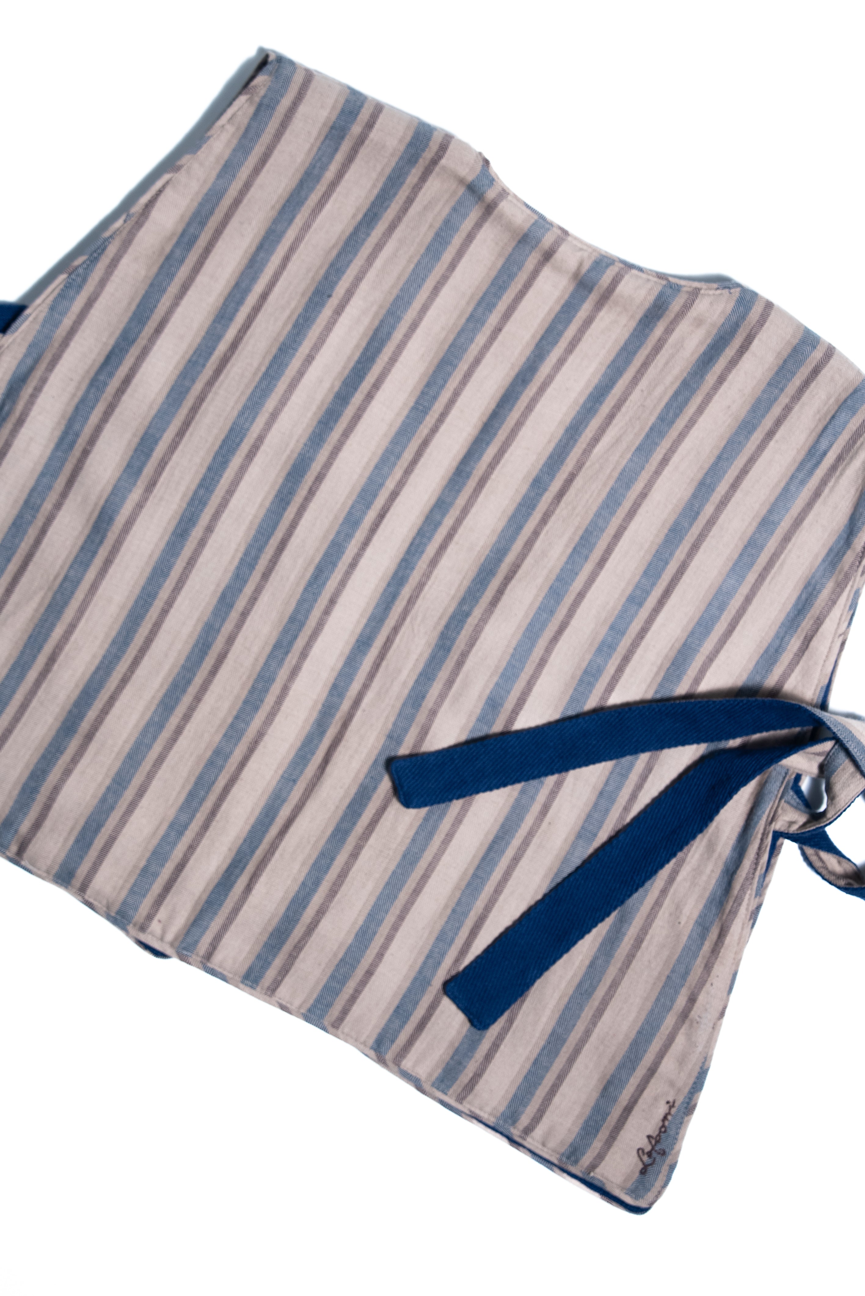 Unquiet Reversible Bib-Mineral Blue