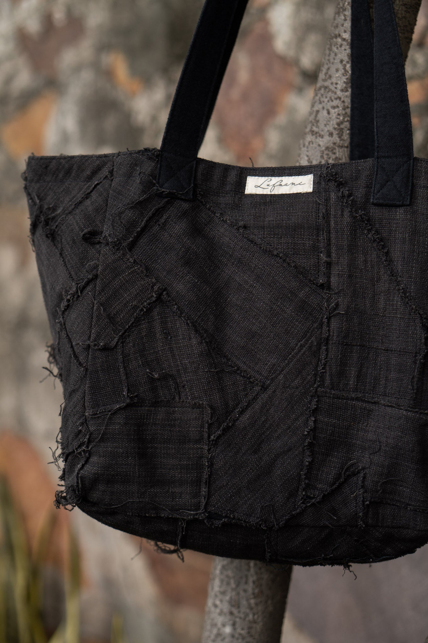 Carry-Some Tote Black