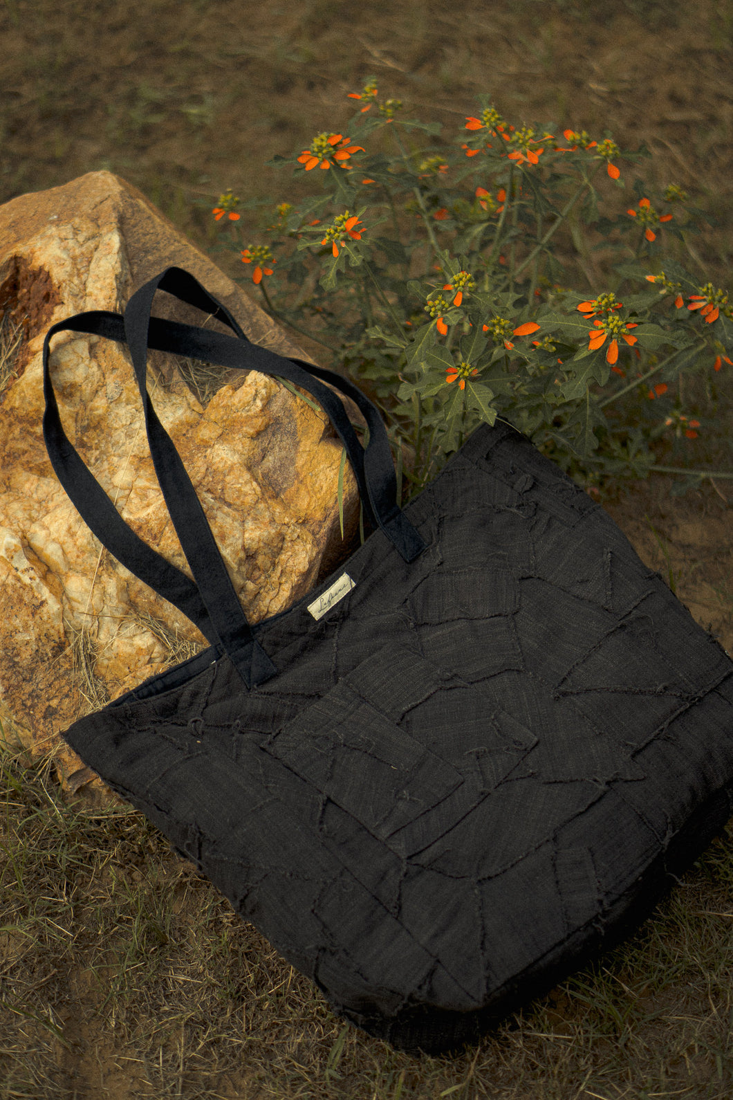 Carry-It-All Tote Black