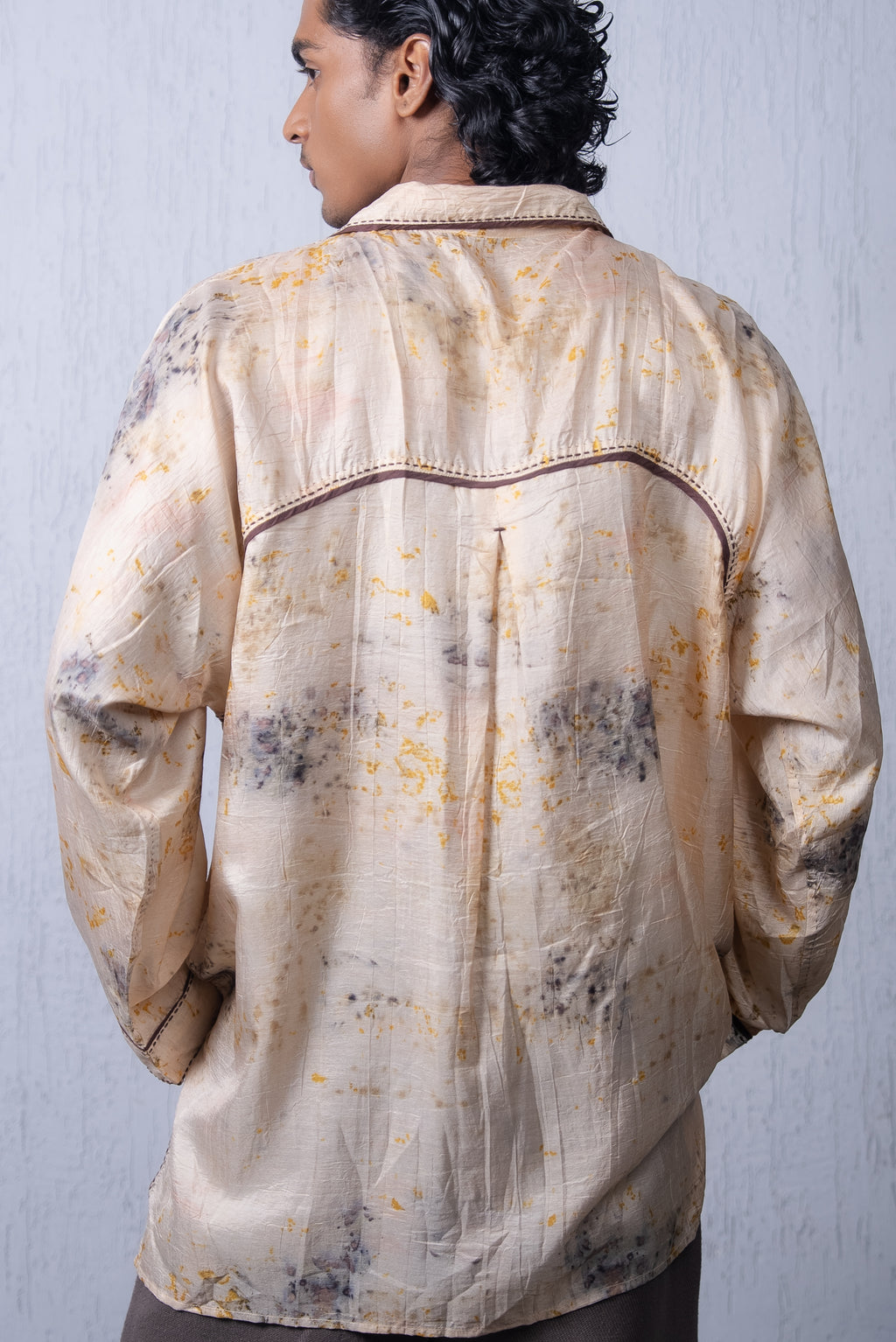 Unquiet - The Curve Shirt