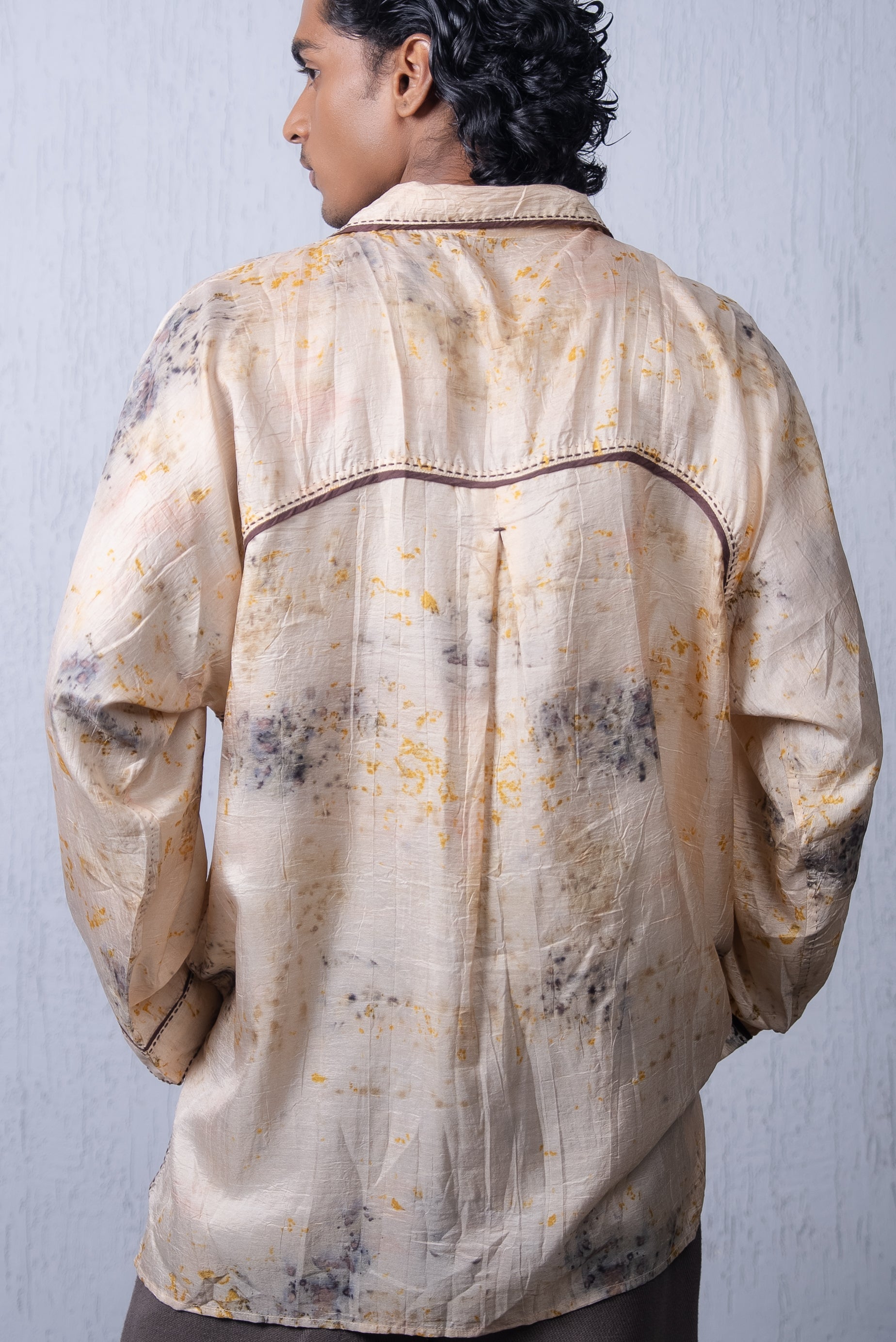 Unquiet - The Curve Shirt