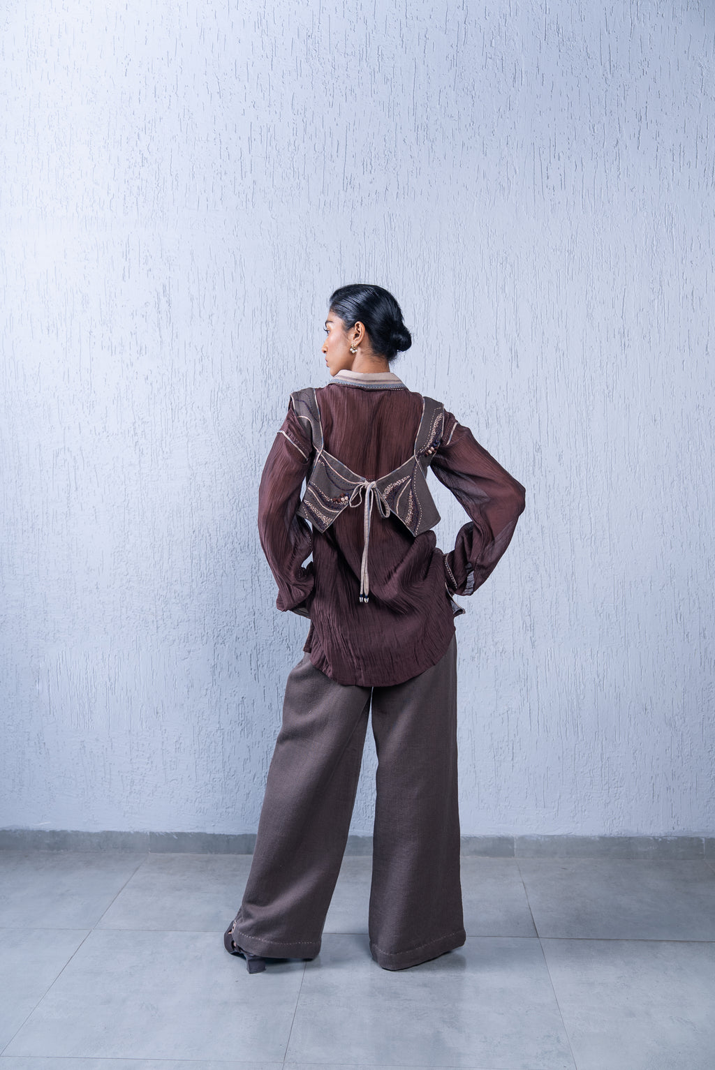 Unquiet Tie-Up Blouse
