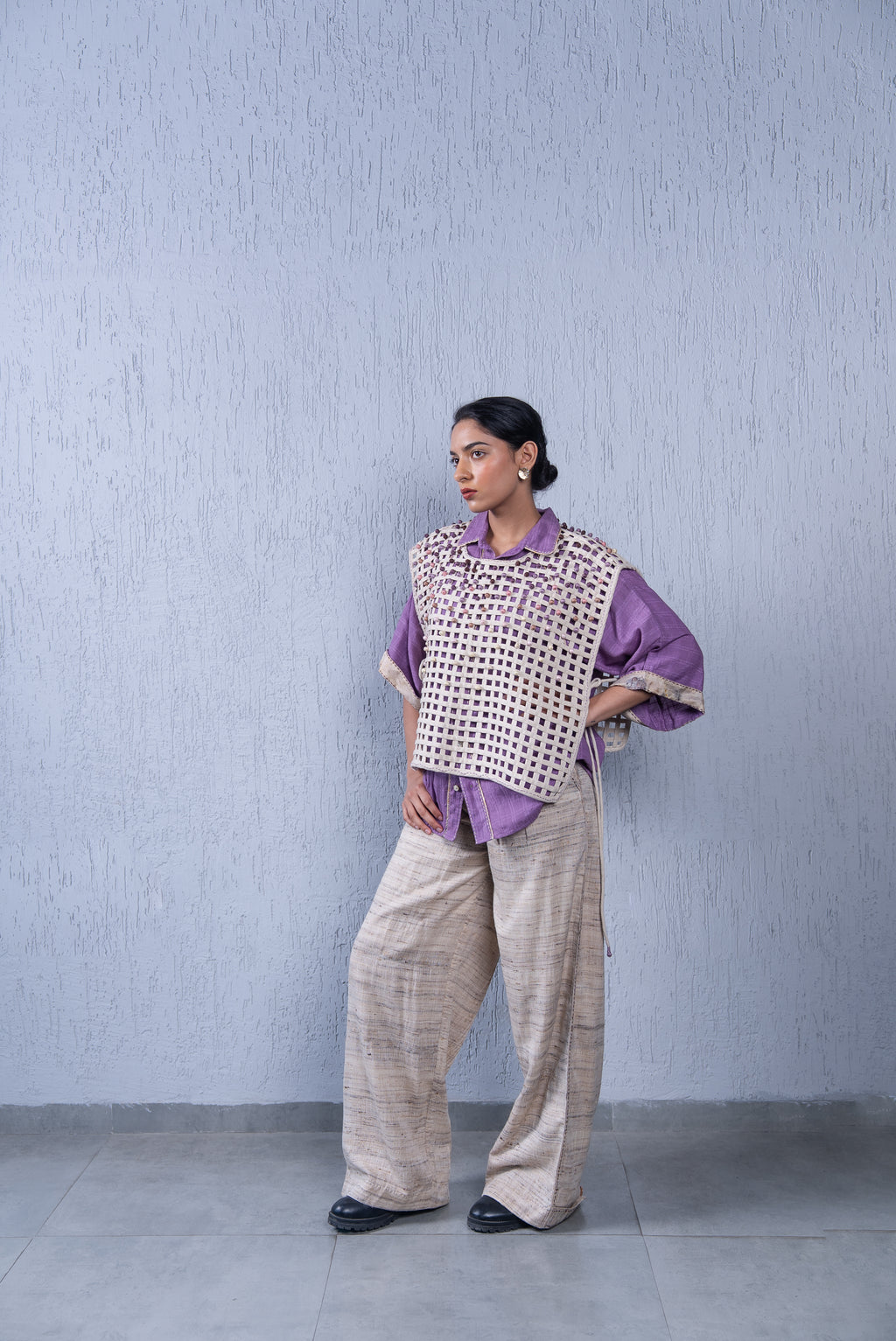 Unquiet Jaali Bib- Amaranth