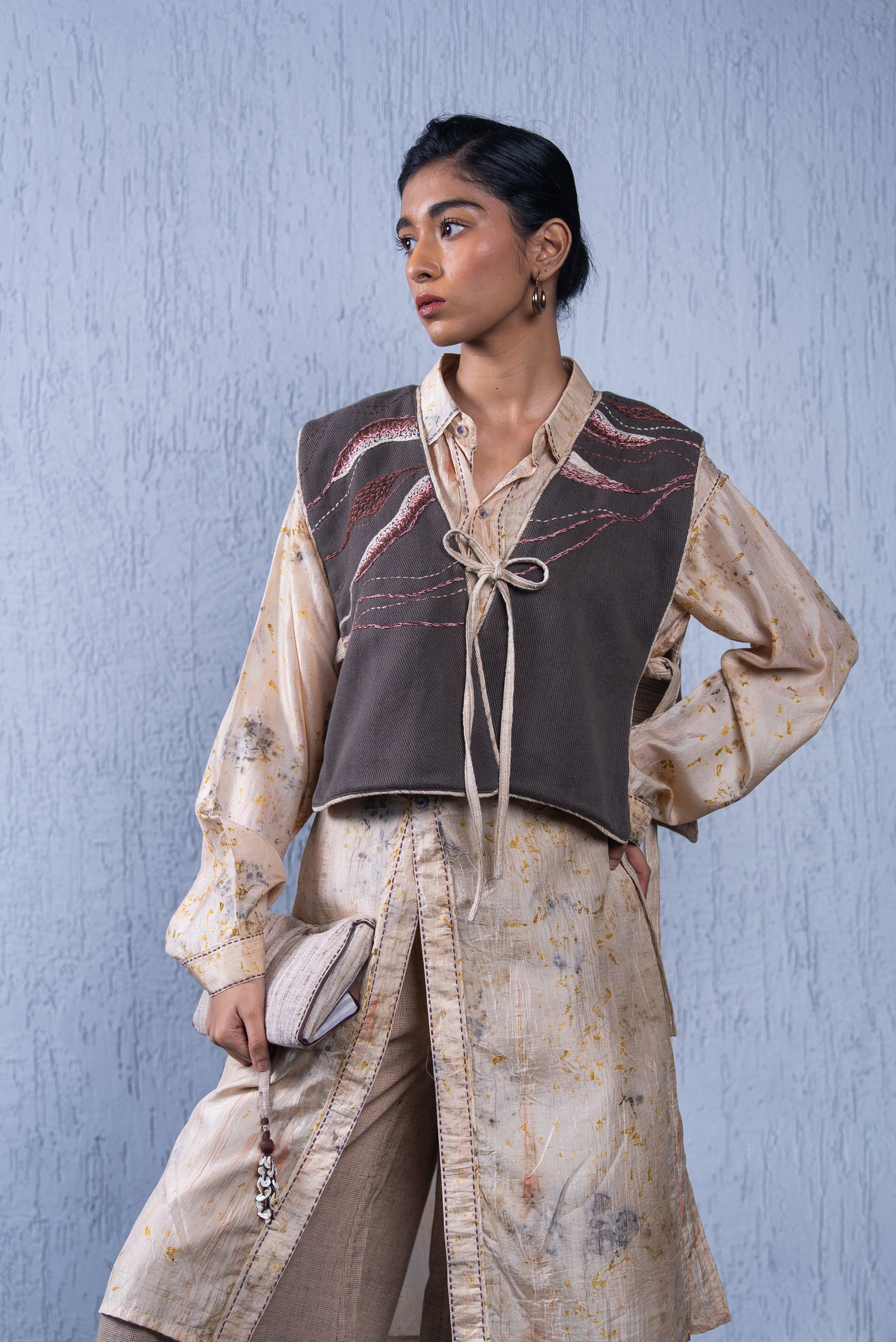 Unquiet Reversible Bib- Walnut