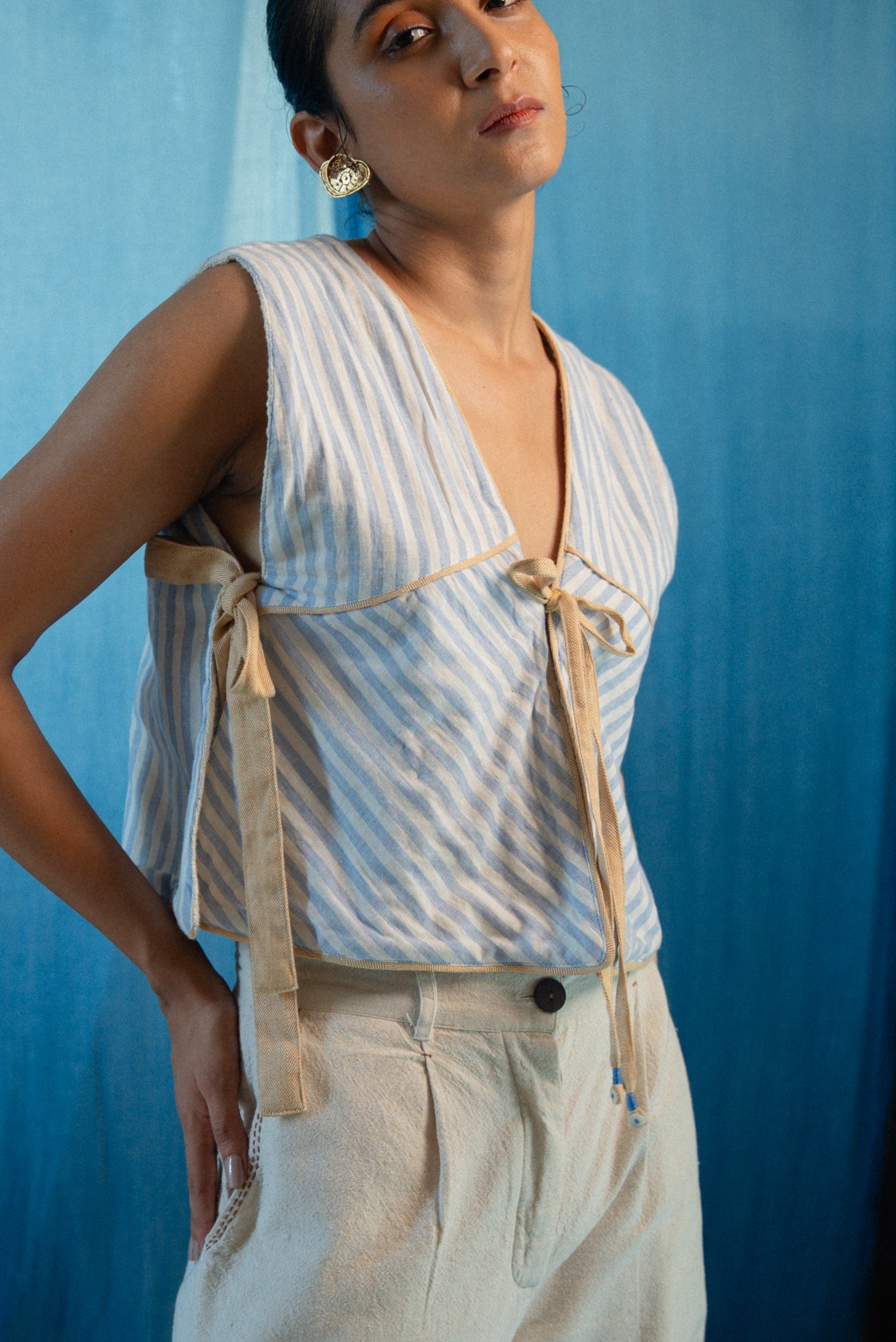 AY Unisex Reversible Bib