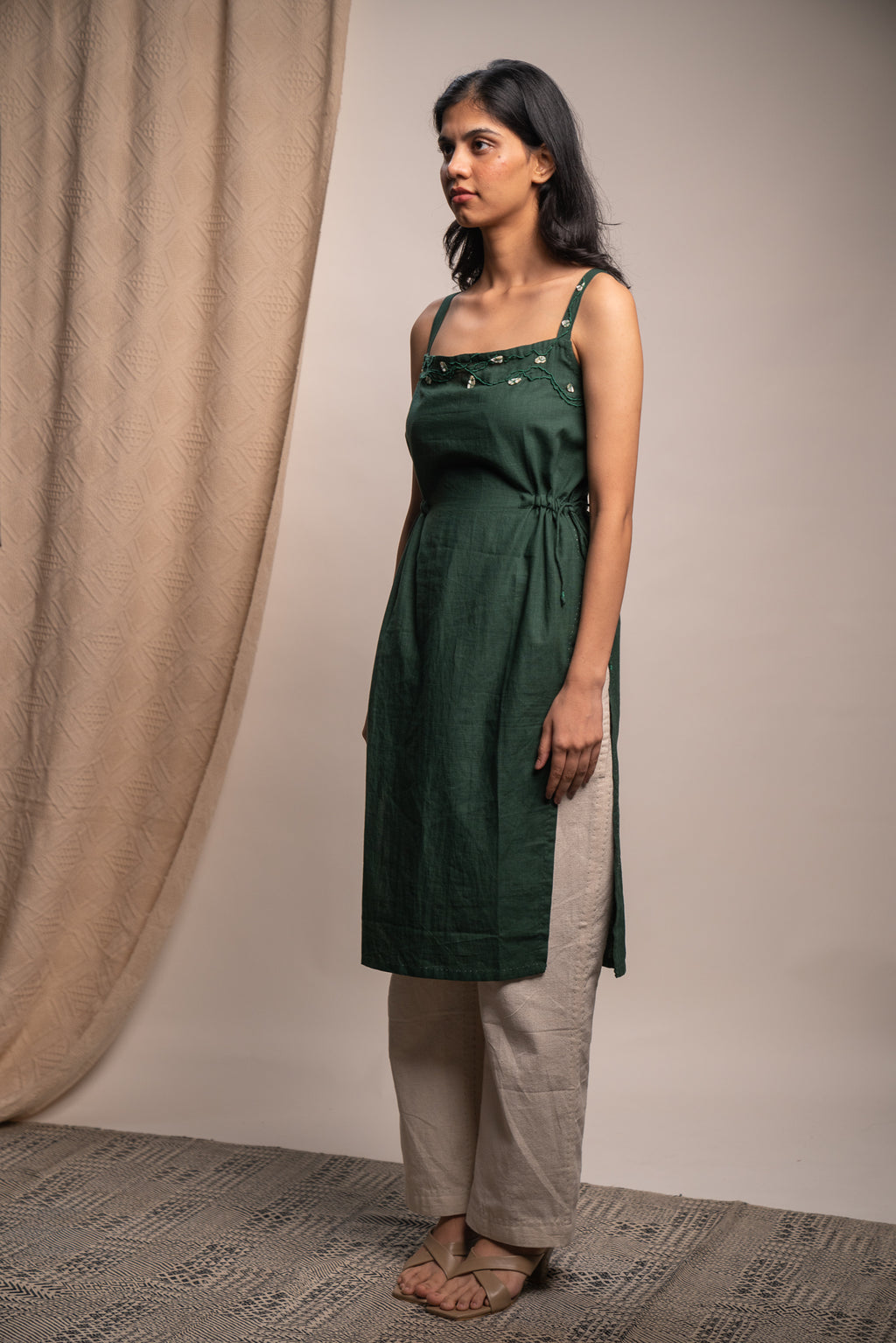 Rewind Slit Tunic & Kora Straight Pants