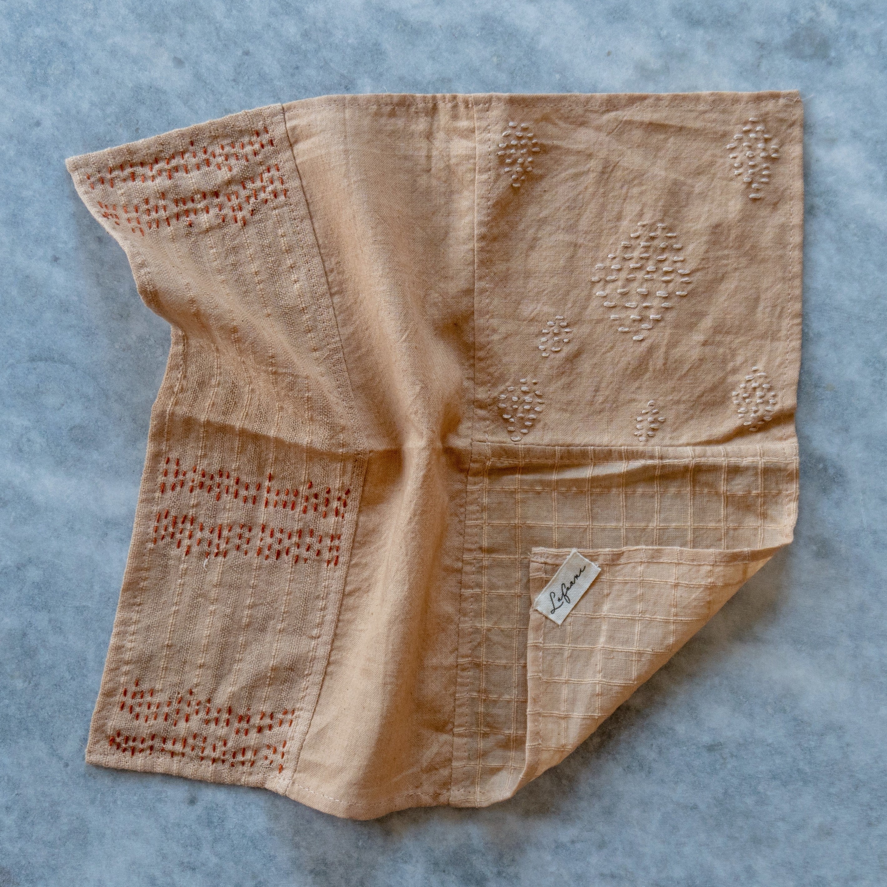 Discontinuous Lines Pocket Square