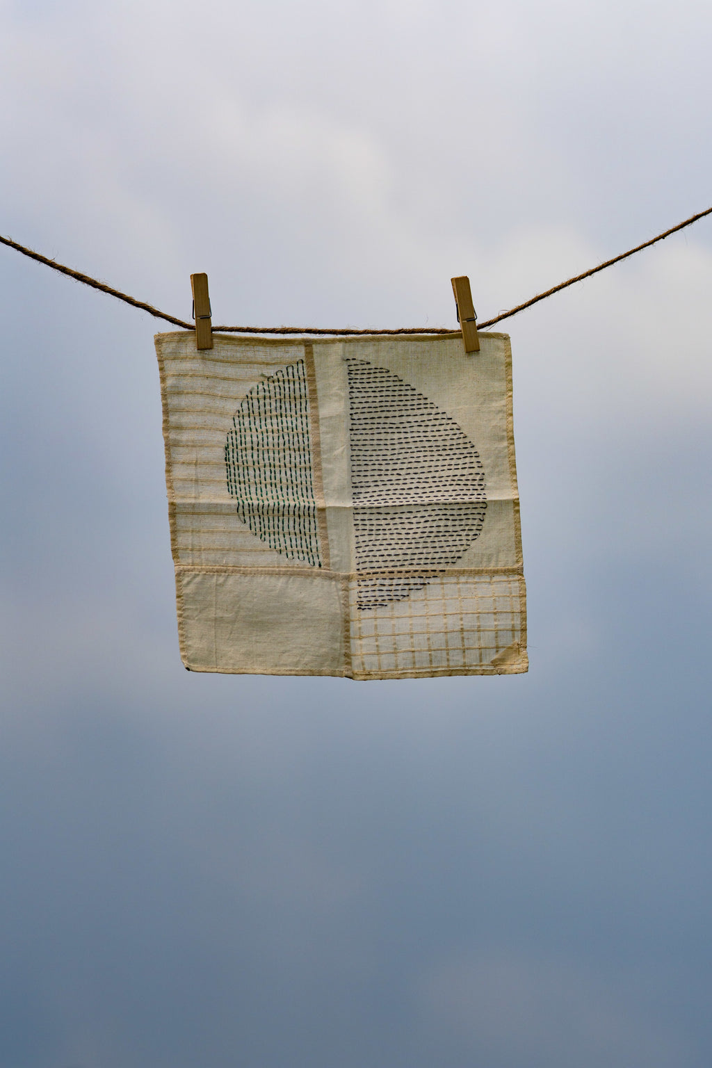 Semi-circles Pocket Square